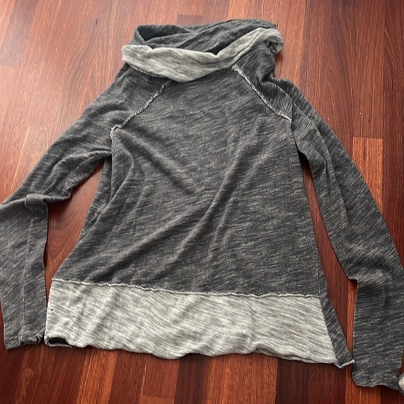 FREE PEOPLE BEACH cowl neck sweater (xs/s) - Picture 4 of 7